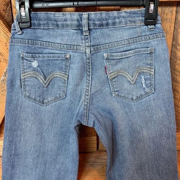 Girl’s Levi’s skinny jeans.  Size 16. - Picture 6 of 6